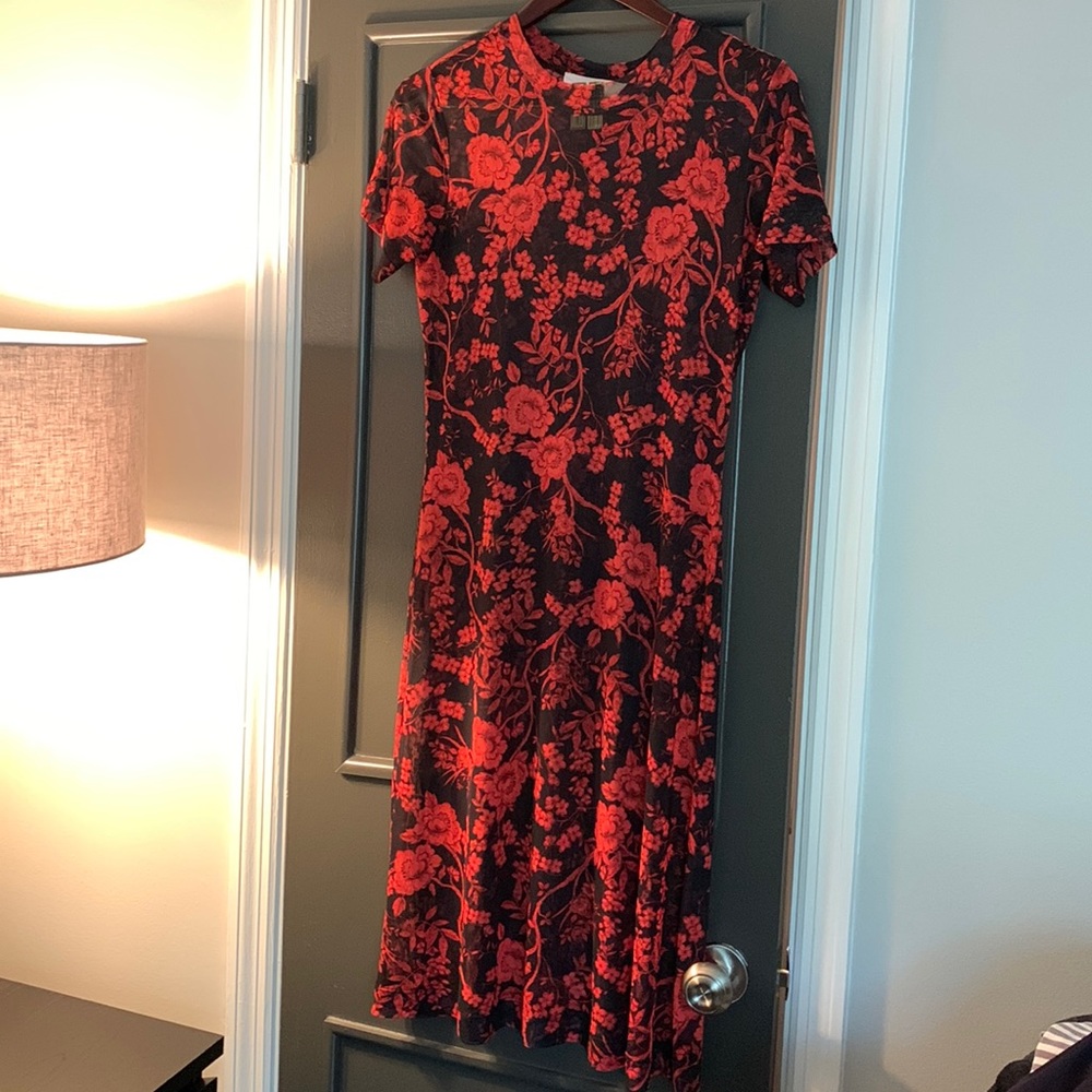 ❤️🖤 SUPERFOXX Black & Red Flower Mesh Midi Dress